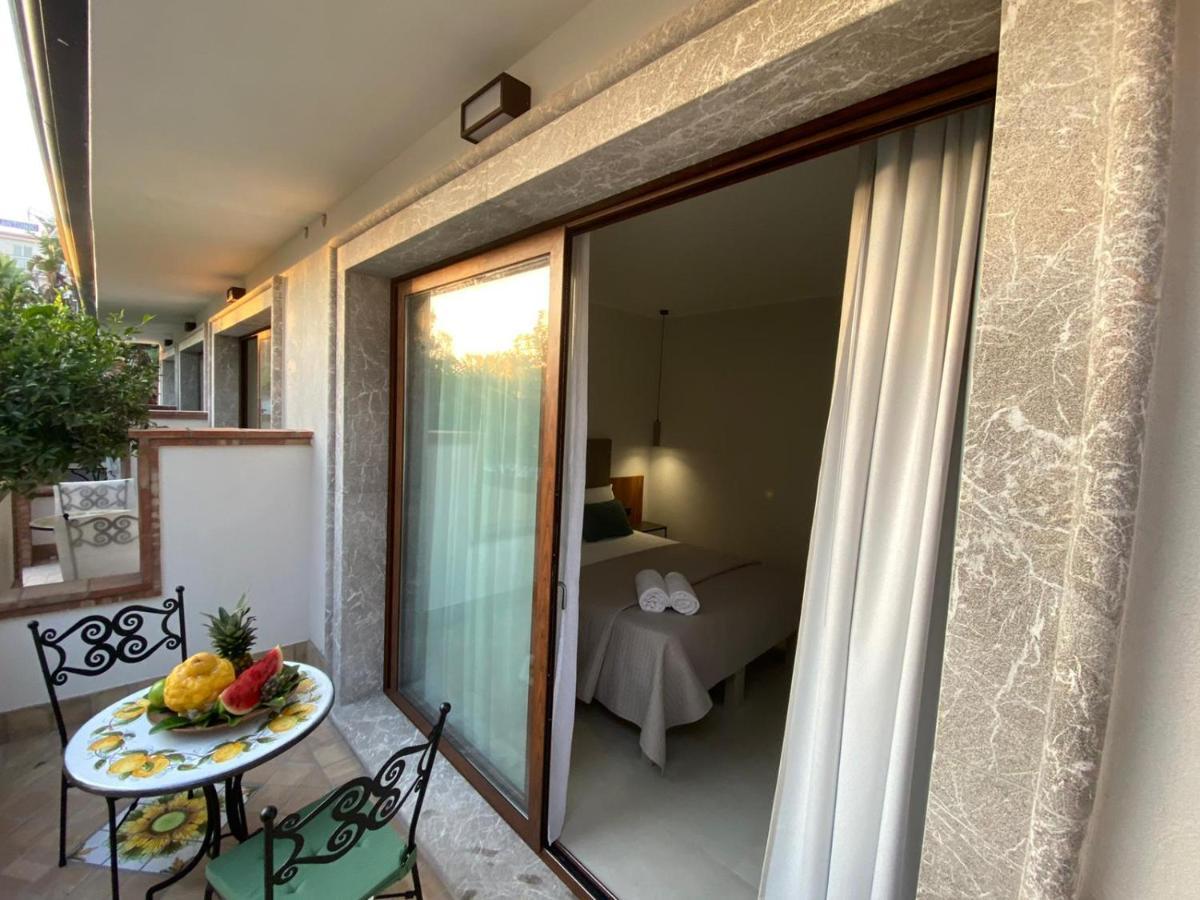 Villa Antonino Giardini Naxos Ngoại thất bức ảnh
